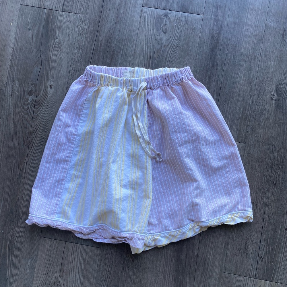 Finn and vince pajamas pants. Fit like a small medium. Yellow red stripes. Trend
